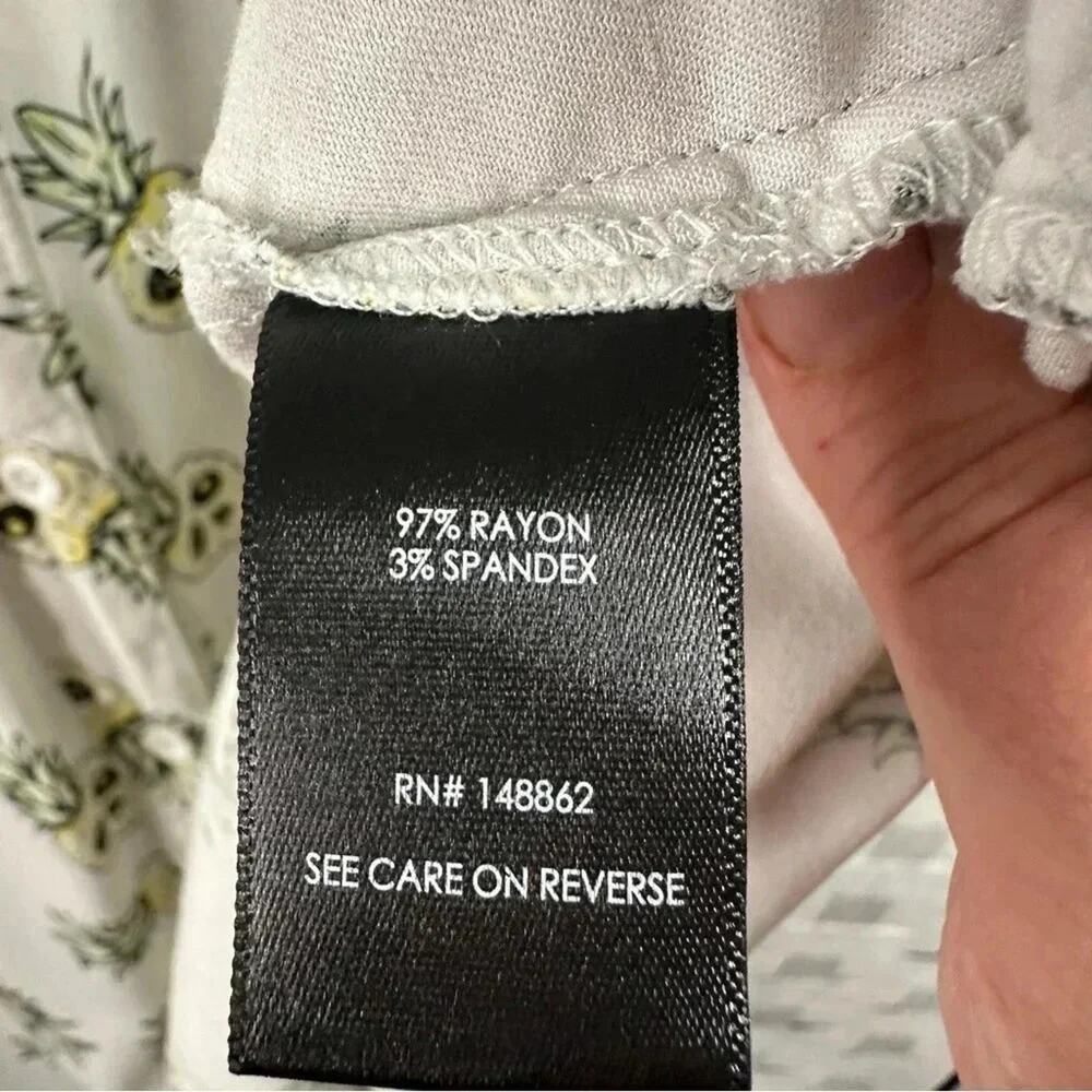 Torrid button-down blouse skull pineapples tropic… - image 10